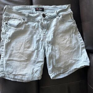 Guess Bermuda Shorts